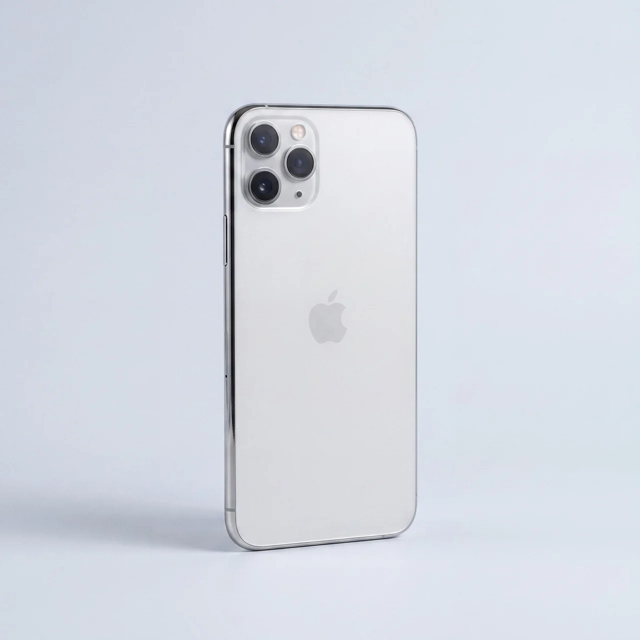 Sell your iPhone 11 Pro Max to mendmyi for cash, paid the same day
